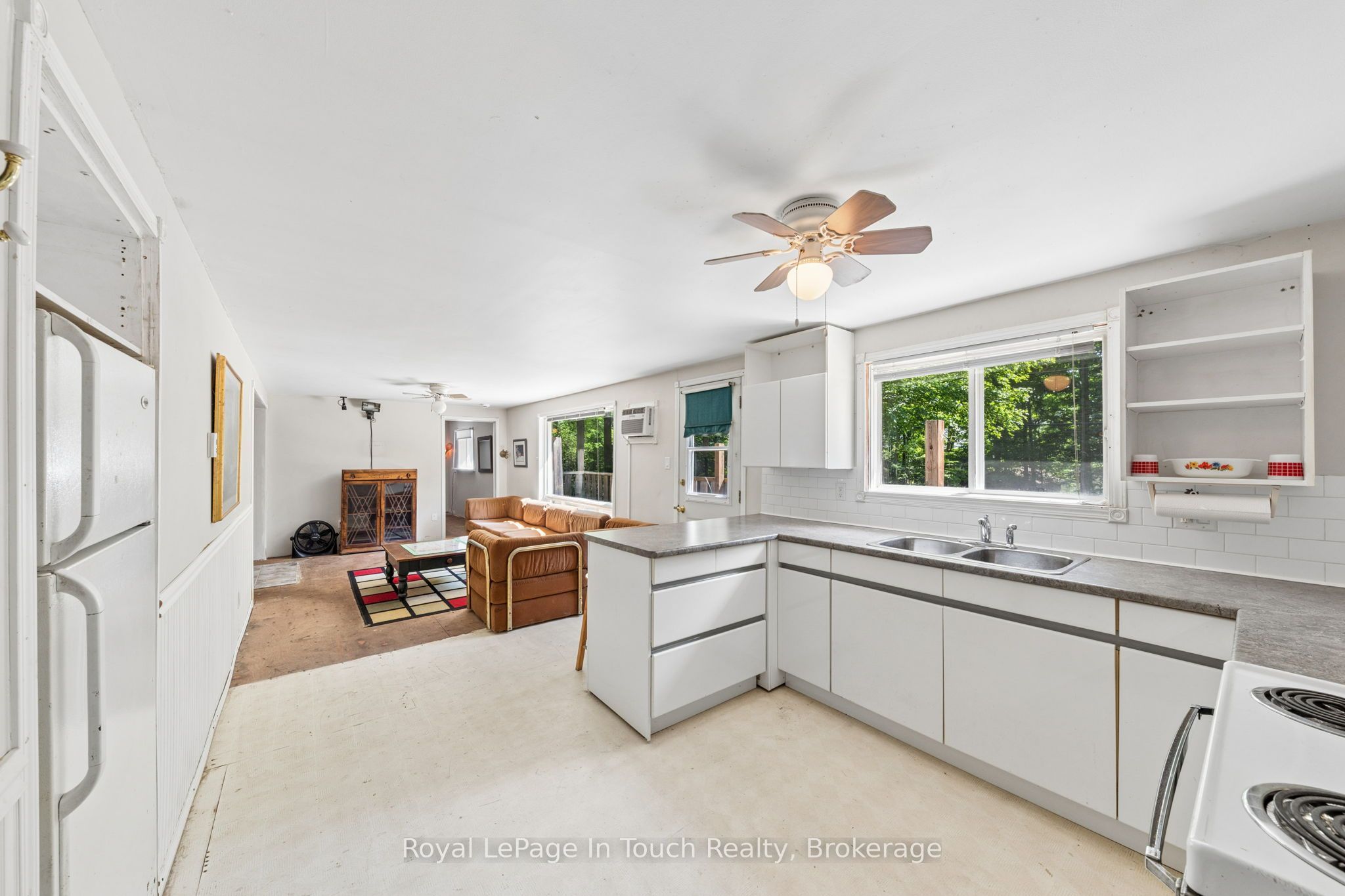 1558 Champlain Road Property Photo 16