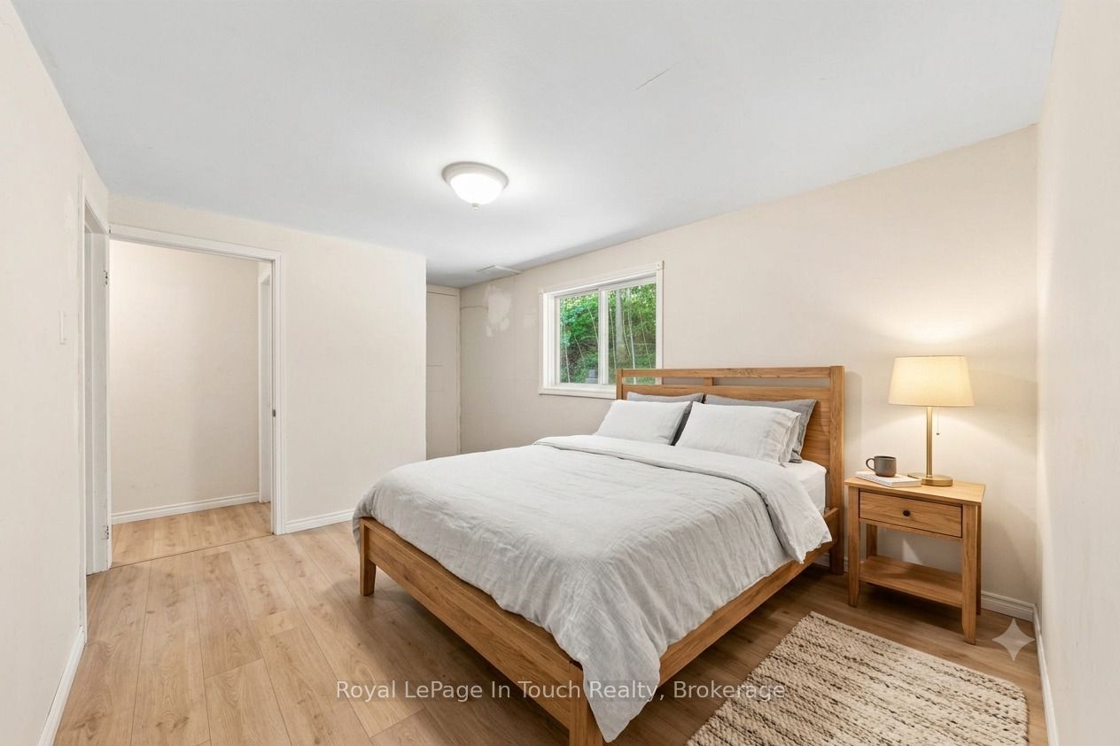 1558 Champlain Road Property Photo 25