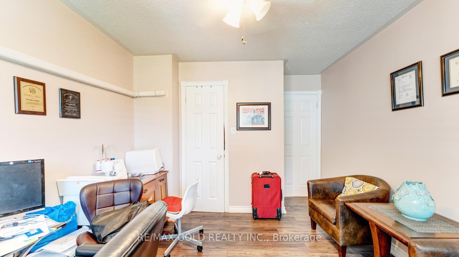 4680 Penetanguishene Road Property Photo 34
