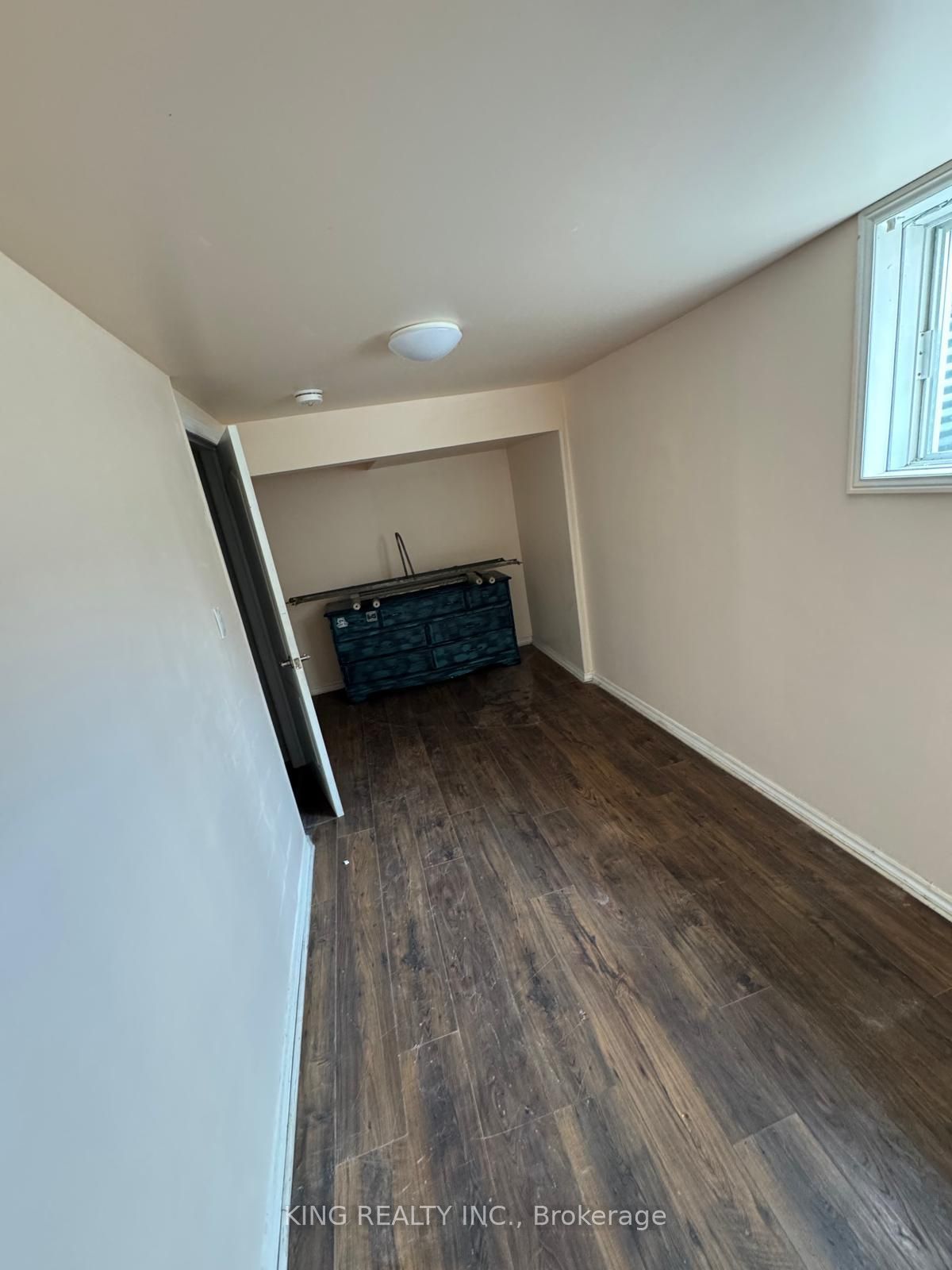 48 Brighton Road Basement Property Photo 2