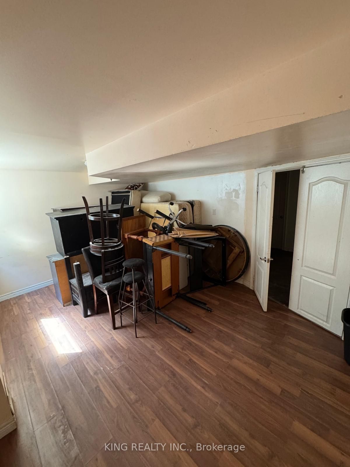 48 Brighton Road Basement Property Photo 4