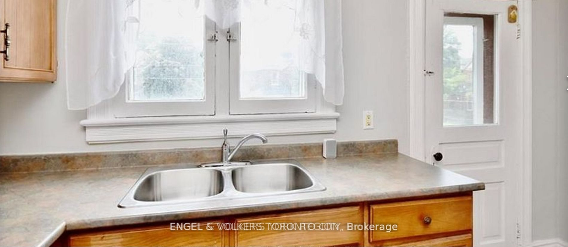 127 Burton Avenue Property Photo 6