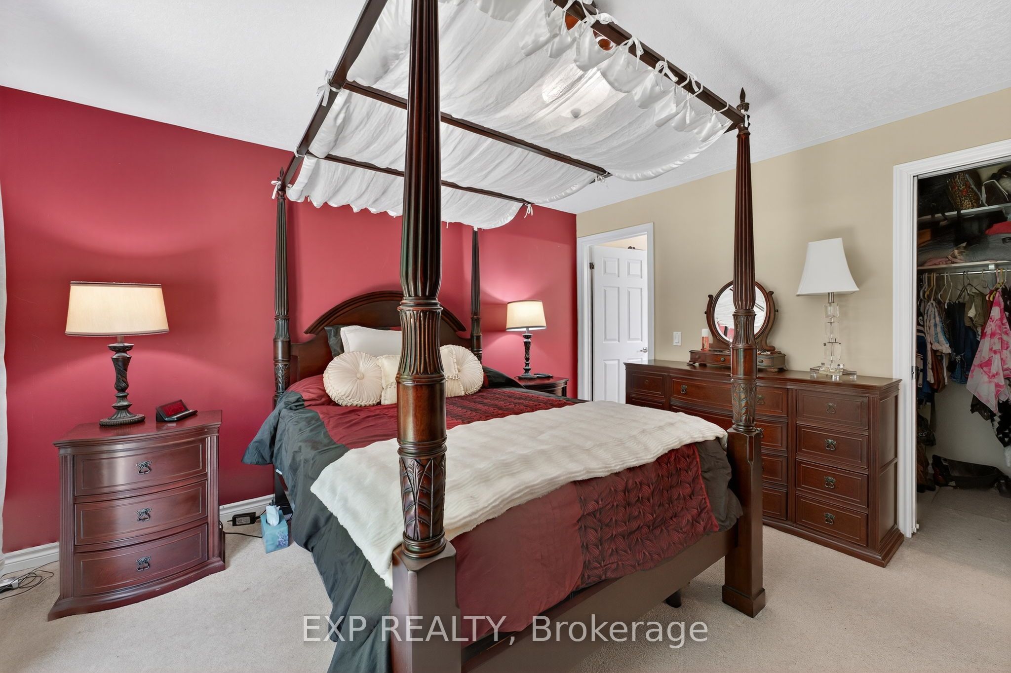 30 Illinois Crescent Property Photo 13