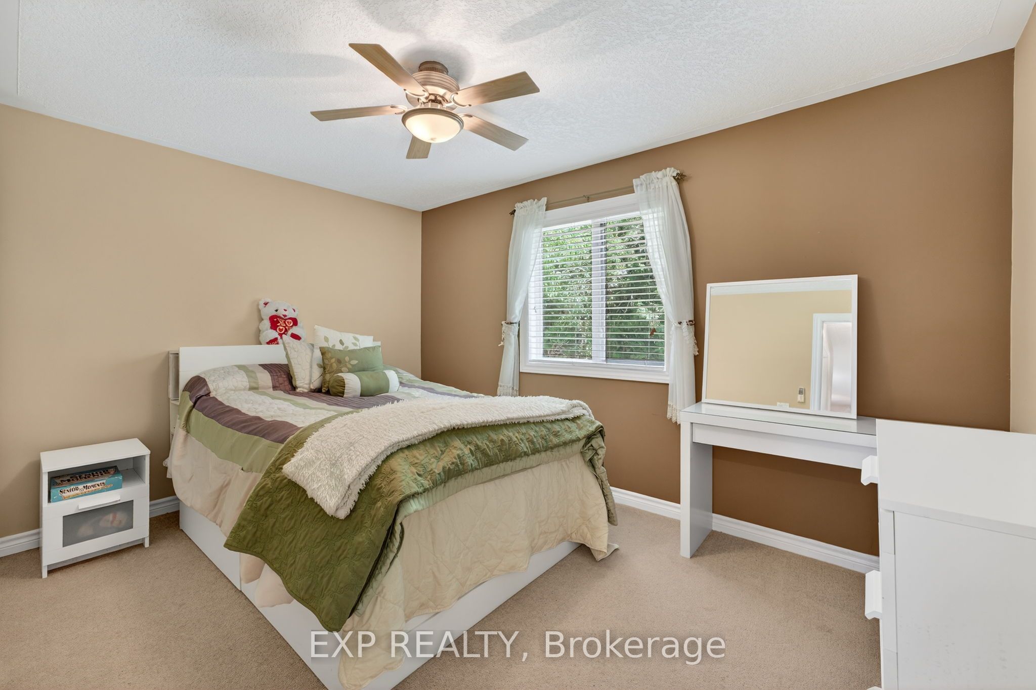 30 Illinois Crescent Property Photo 15
