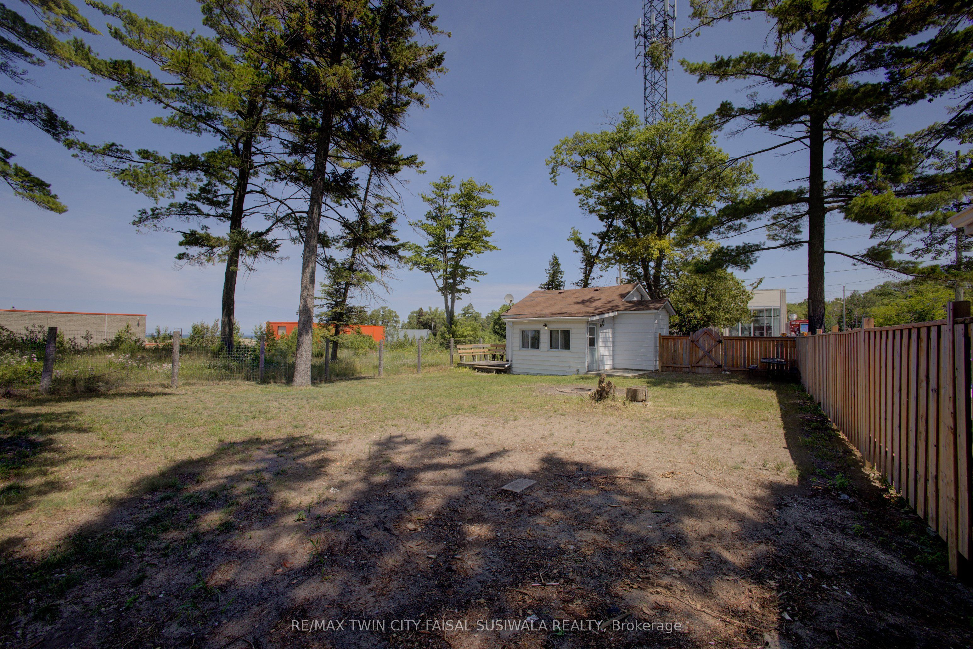 16 Zoo Park Road Property Photo 18