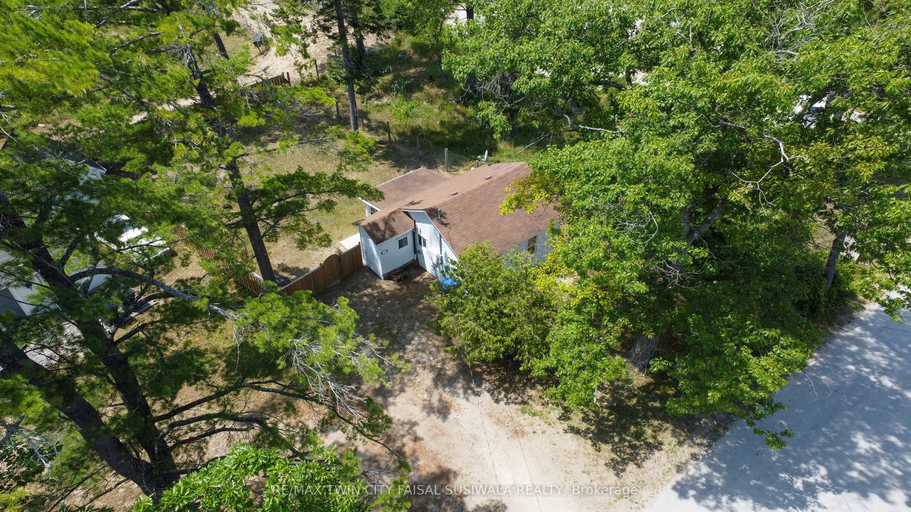 16 Zoo Park Road Property Photo 25