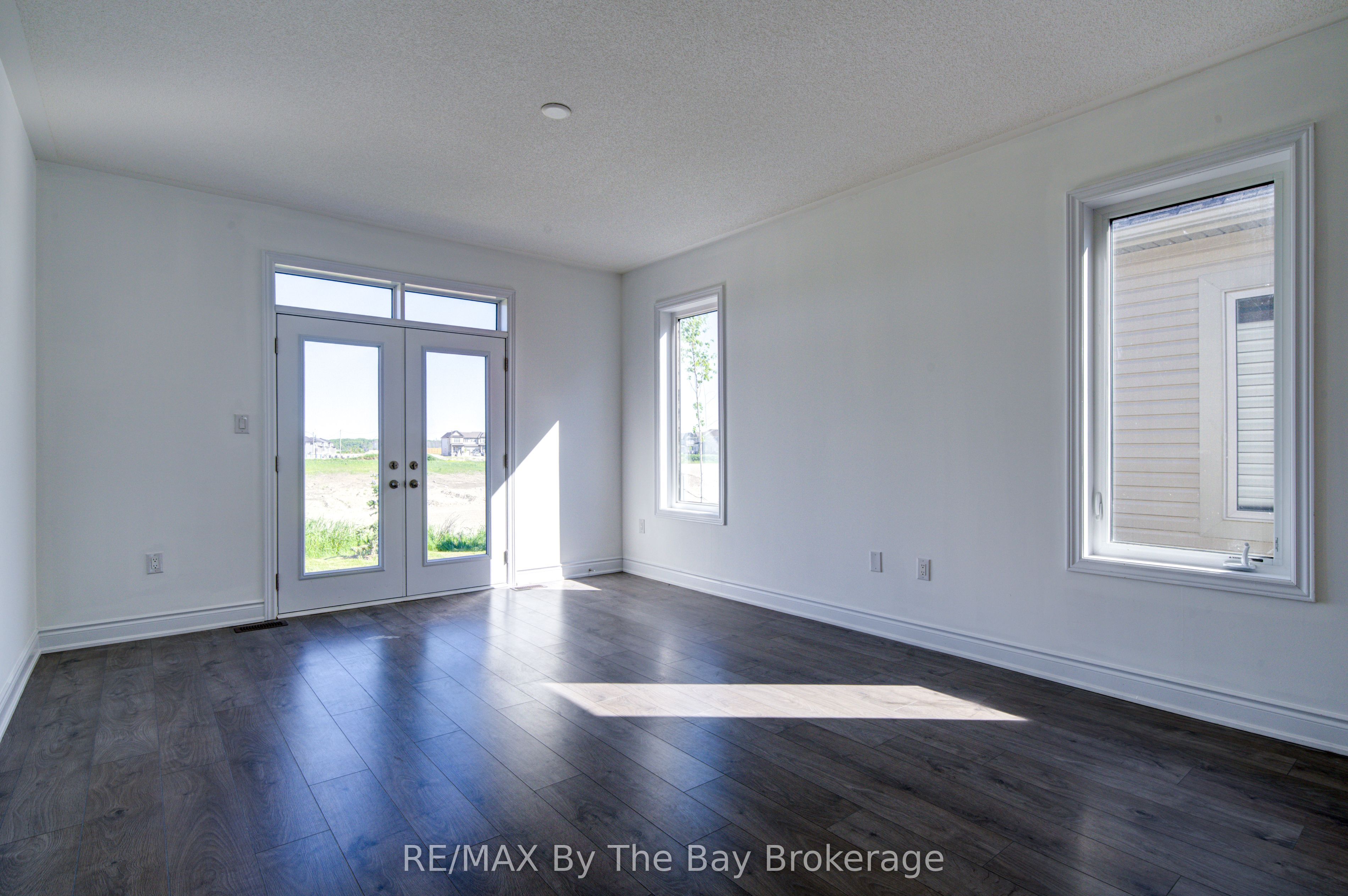 15 Union Boulevard Property Photo 14