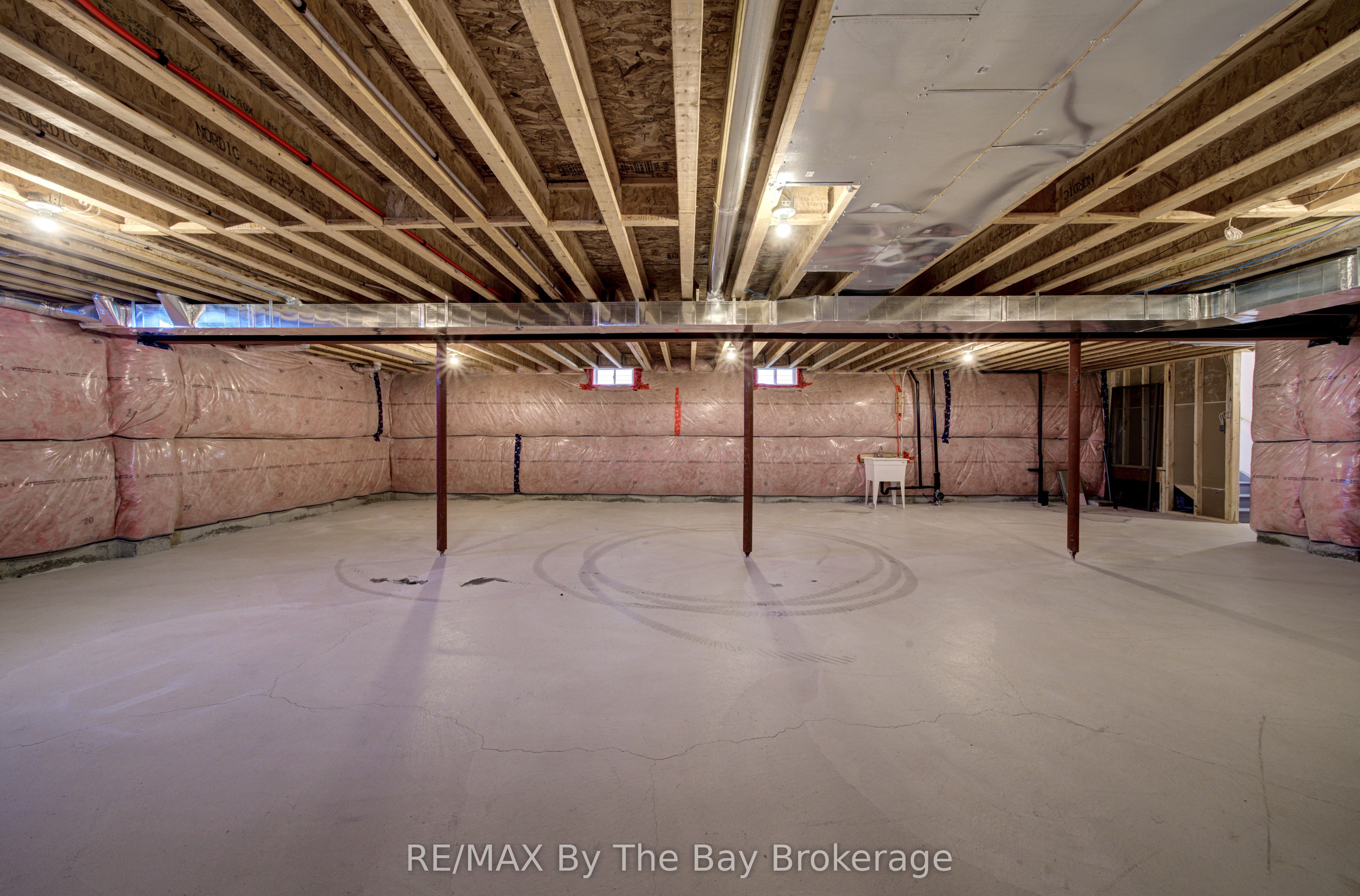 15 Union Boulevard Property Photo 33