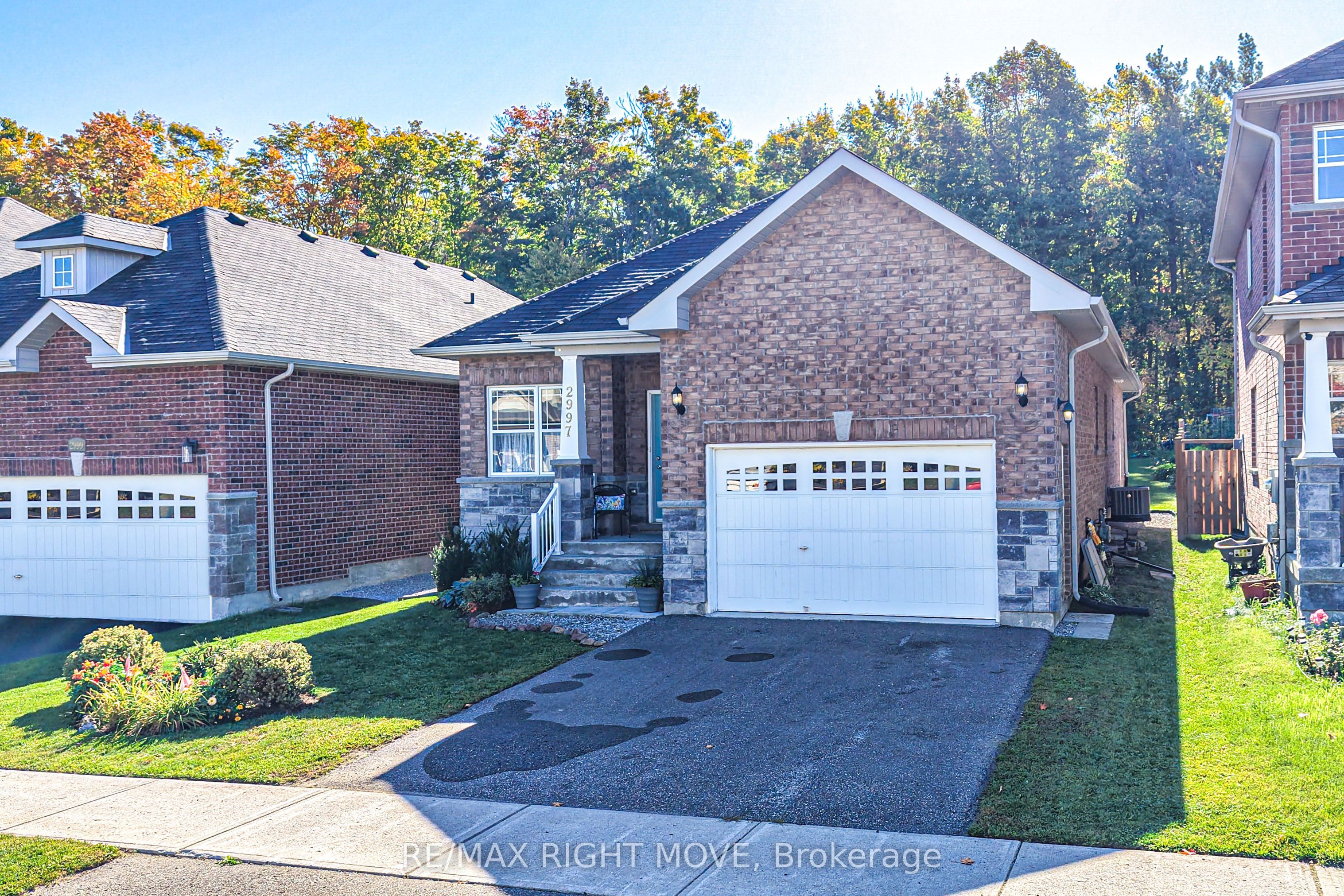 2997 Stone Ridge Boulevard Property Photo 2