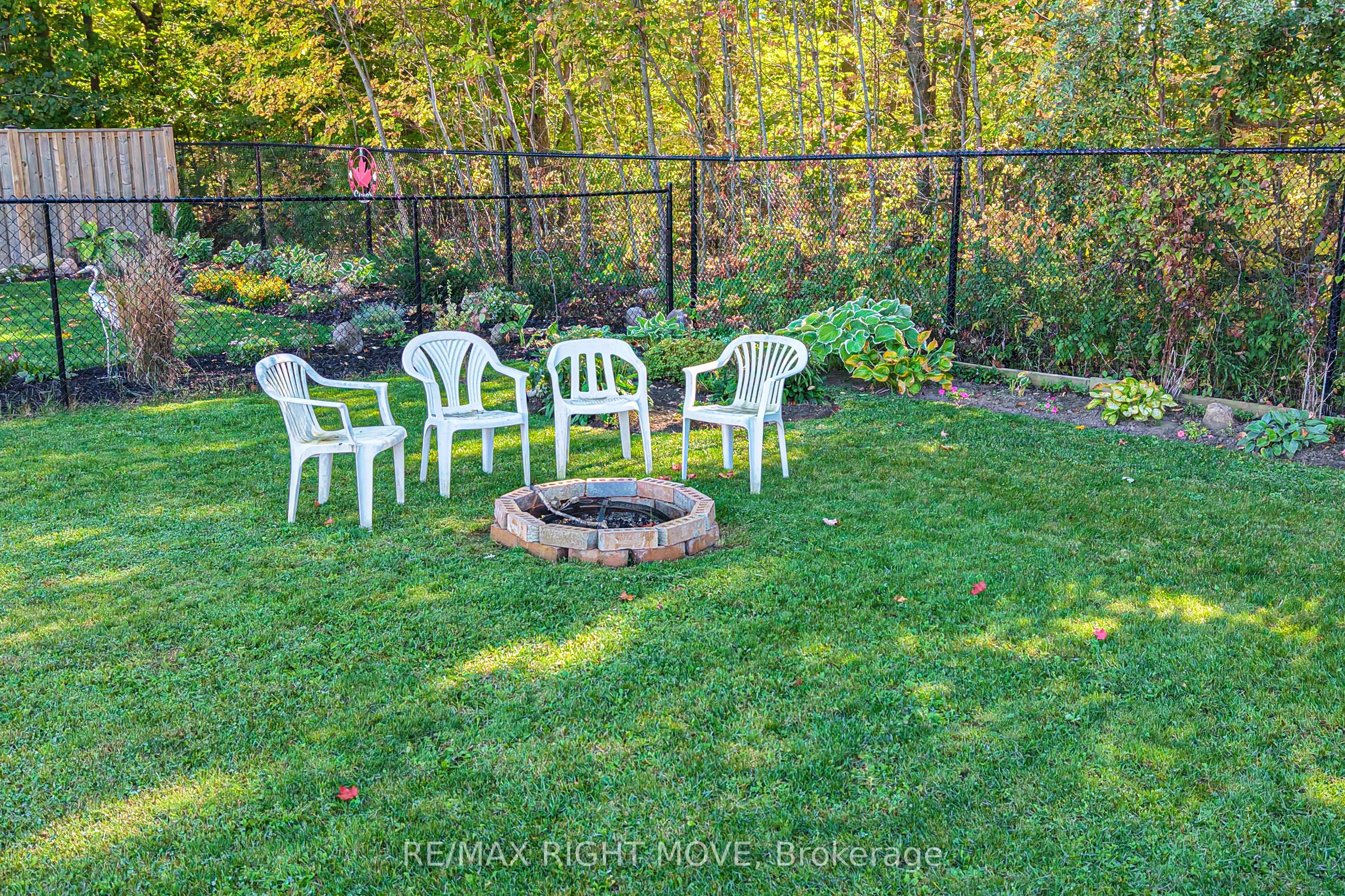 2997 Stone Ridge Boulevard Property Photo 6