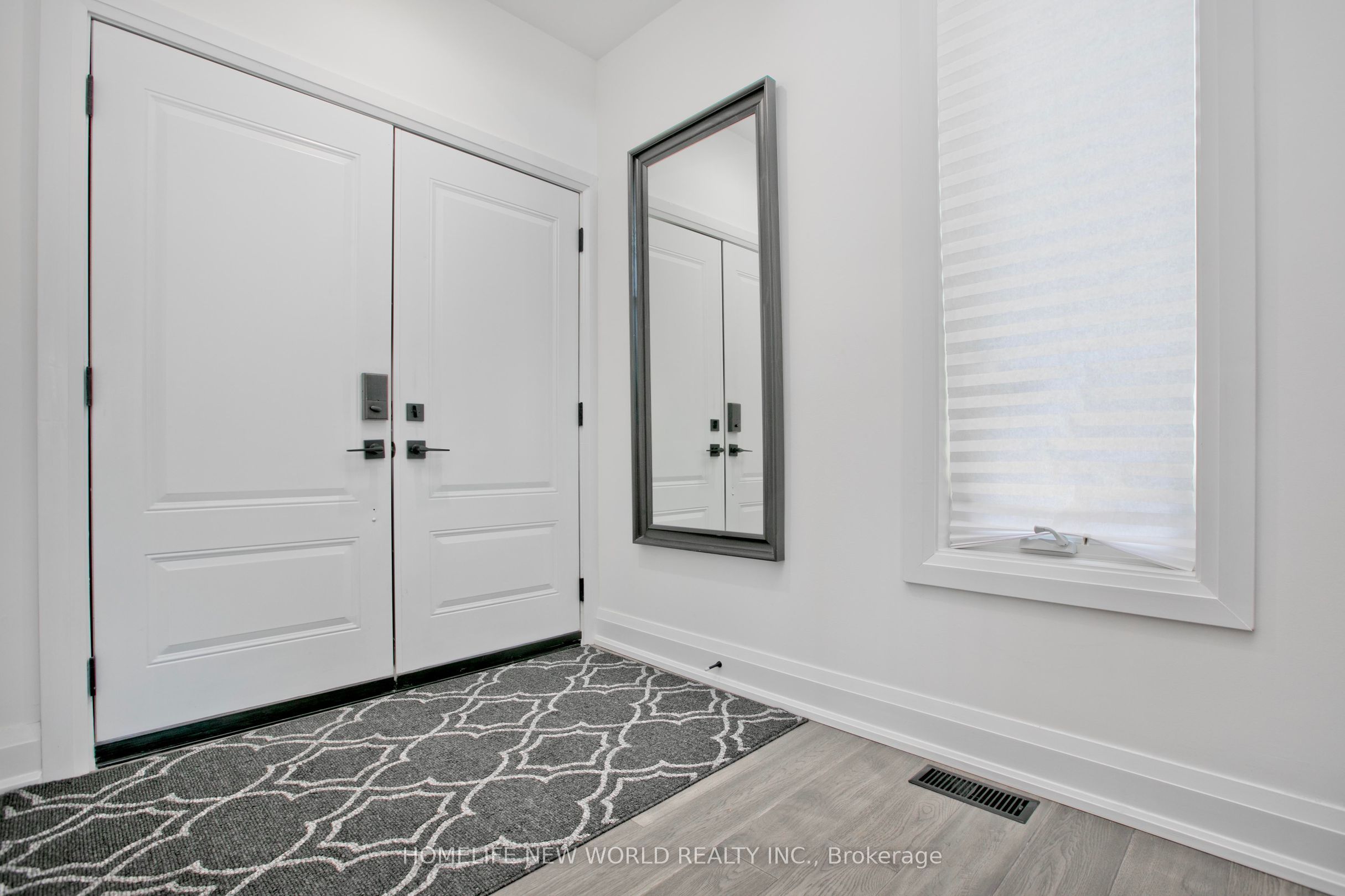 62 Simcoe Road Property Photo 2