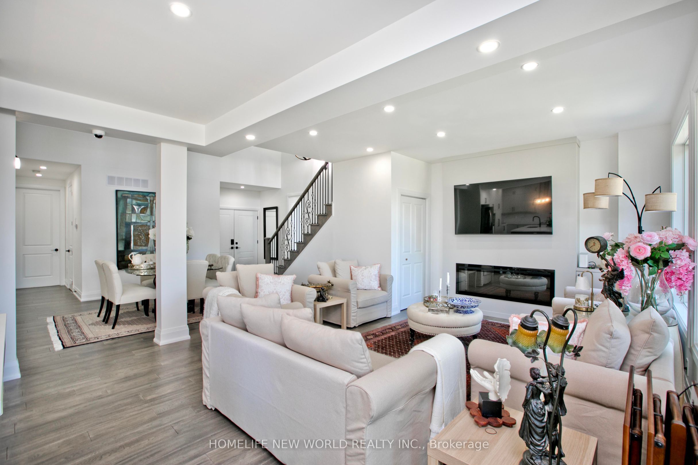62 Simcoe Road Property Photo 4