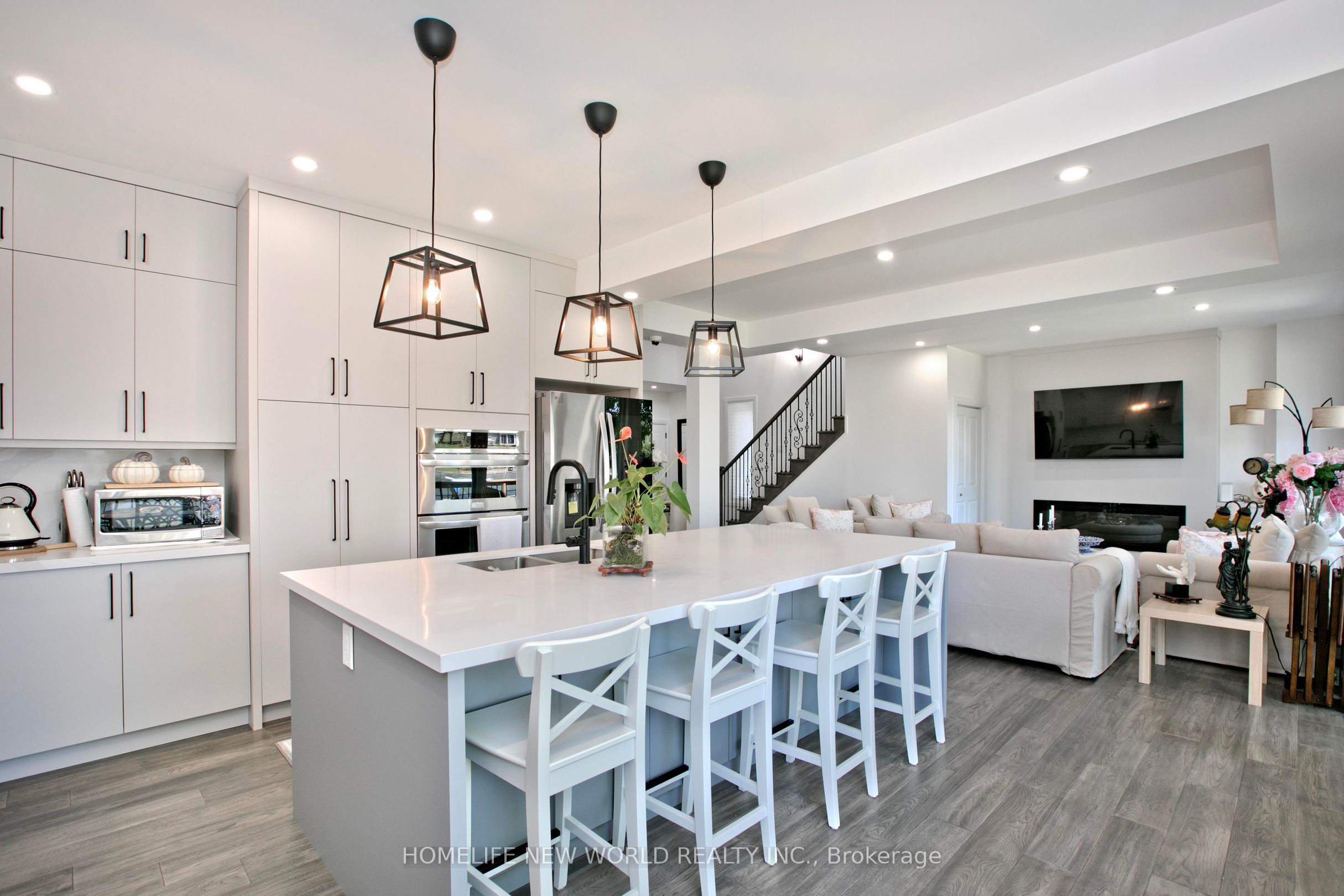 62 Simcoe Road Property Photo 11