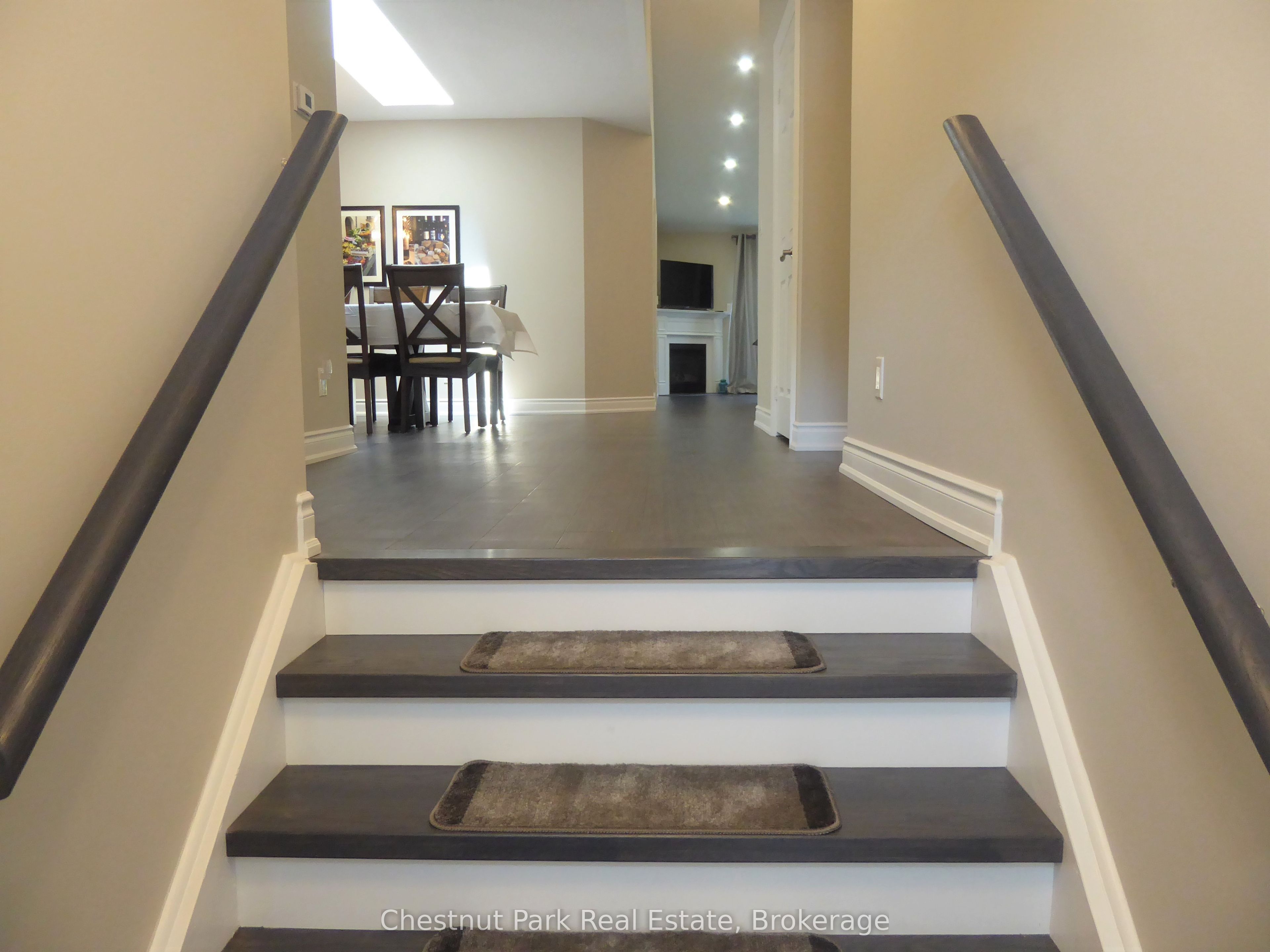 23 Green Briar Drive Property Photo 8