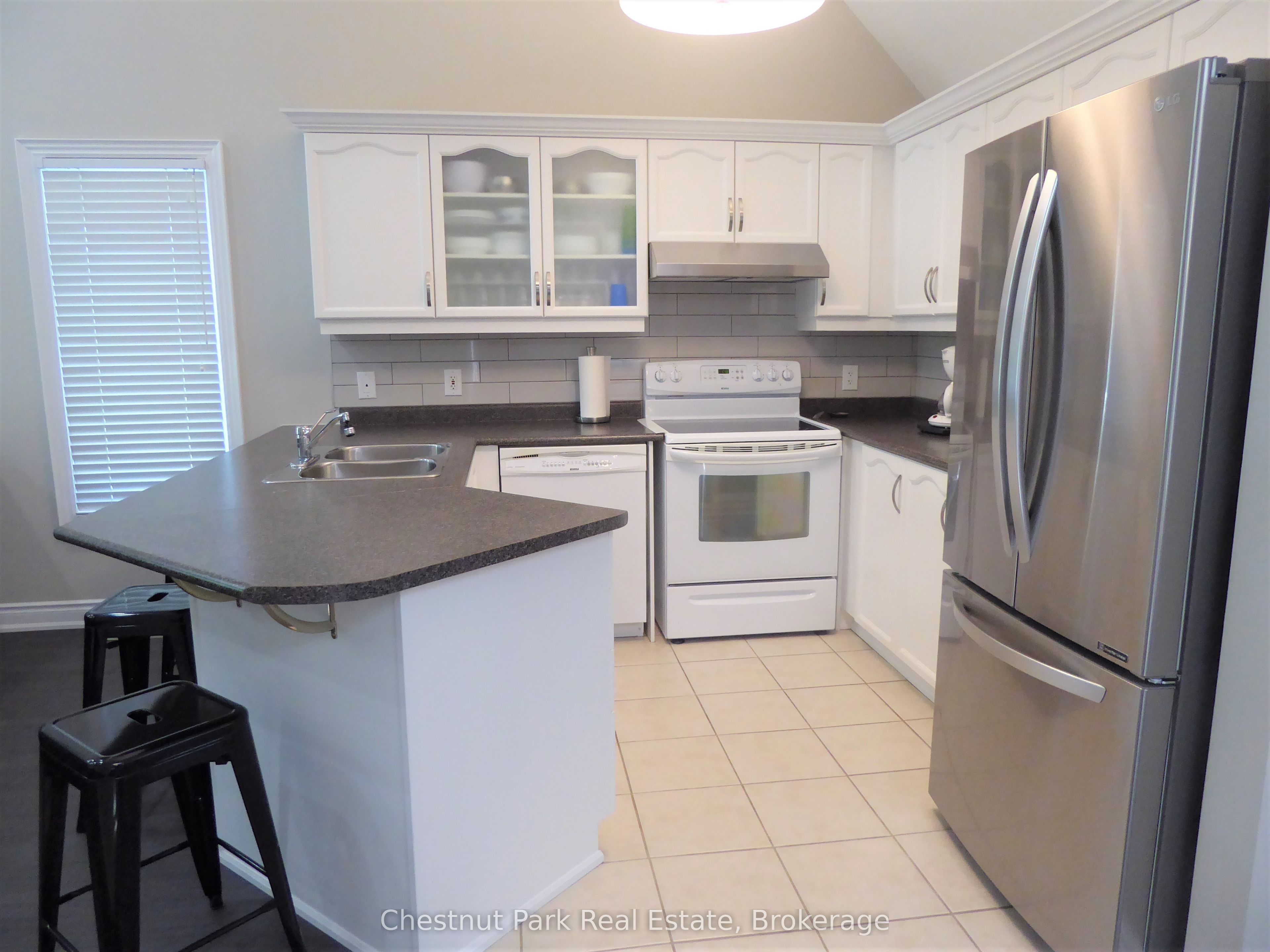 23 Green Briar Drive Property Photo 12
