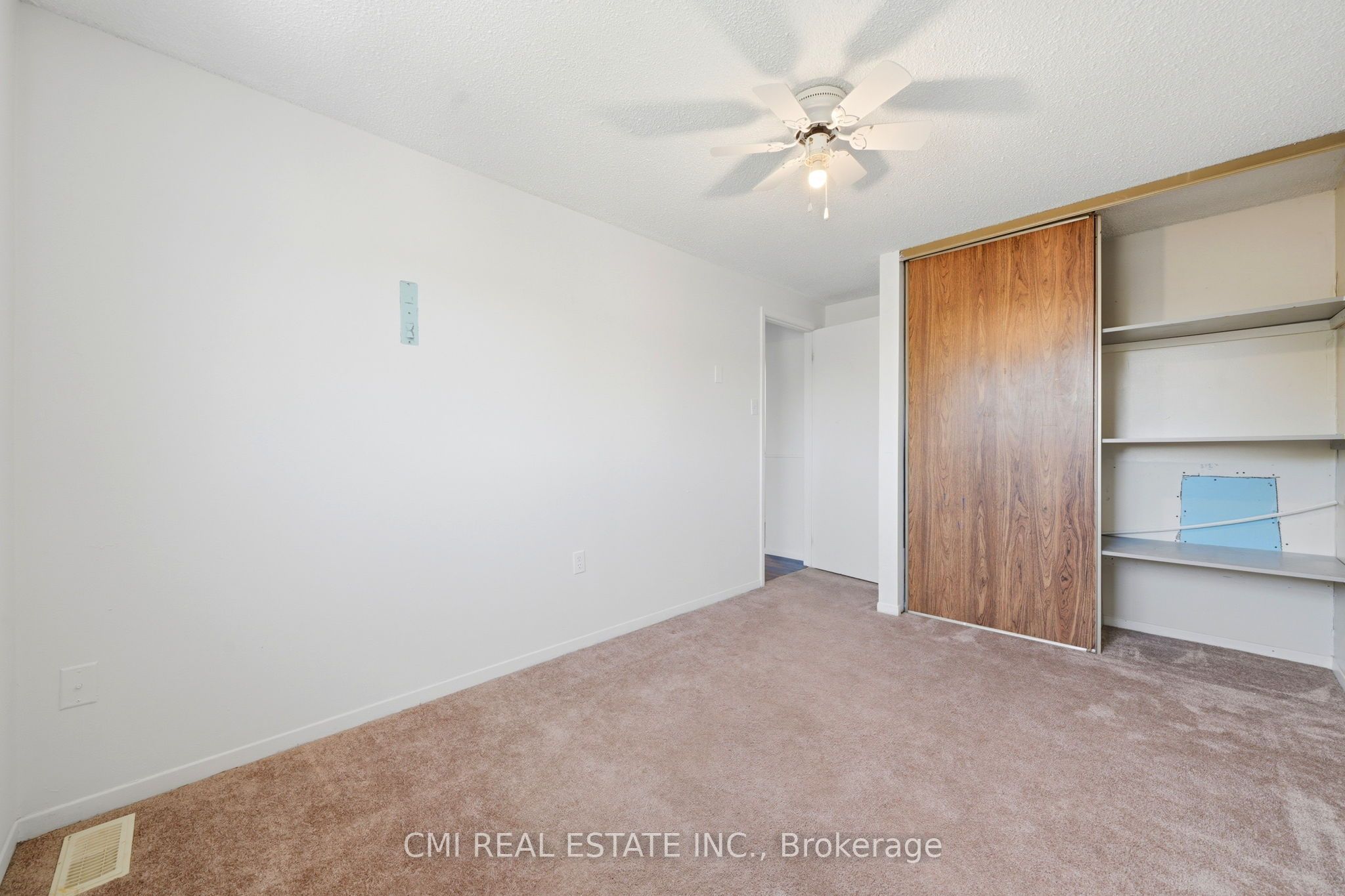 1 Mccuaig Court Property Photo 24