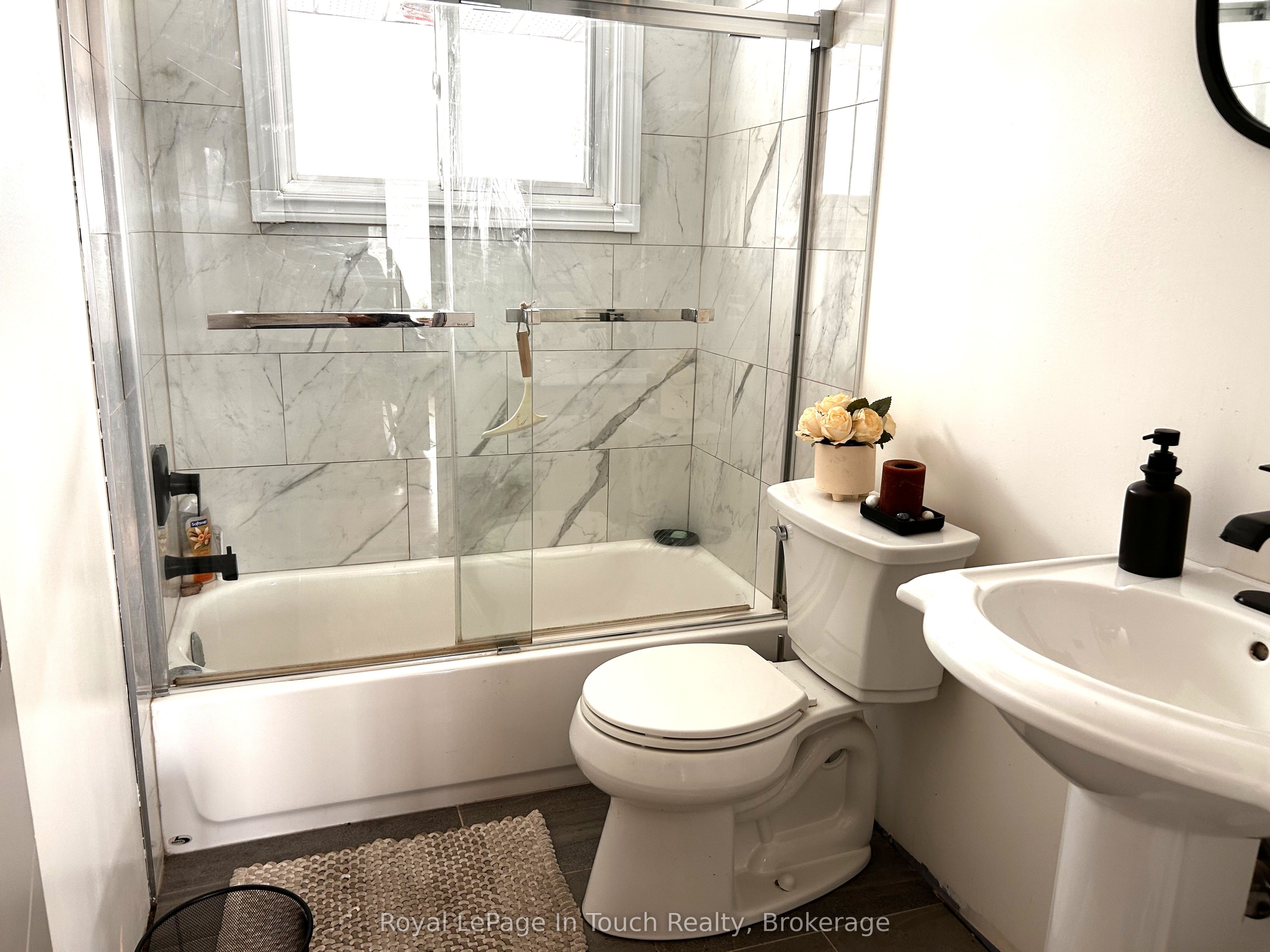 26 Dundee Drive Property Photo 3