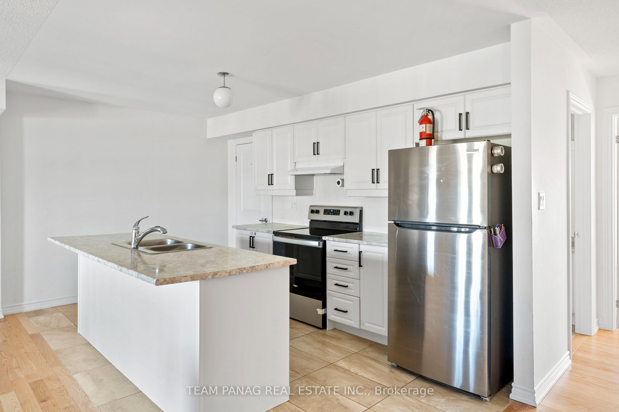 15 Valleybrook Road Property Photo 21