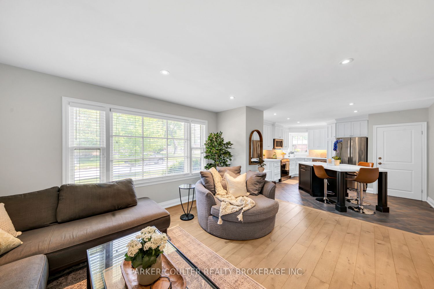 7 Oakley Park Square Property Photo 5