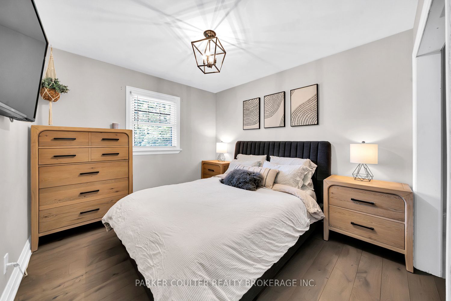 7 Oakley Park Square Property Photo 14
