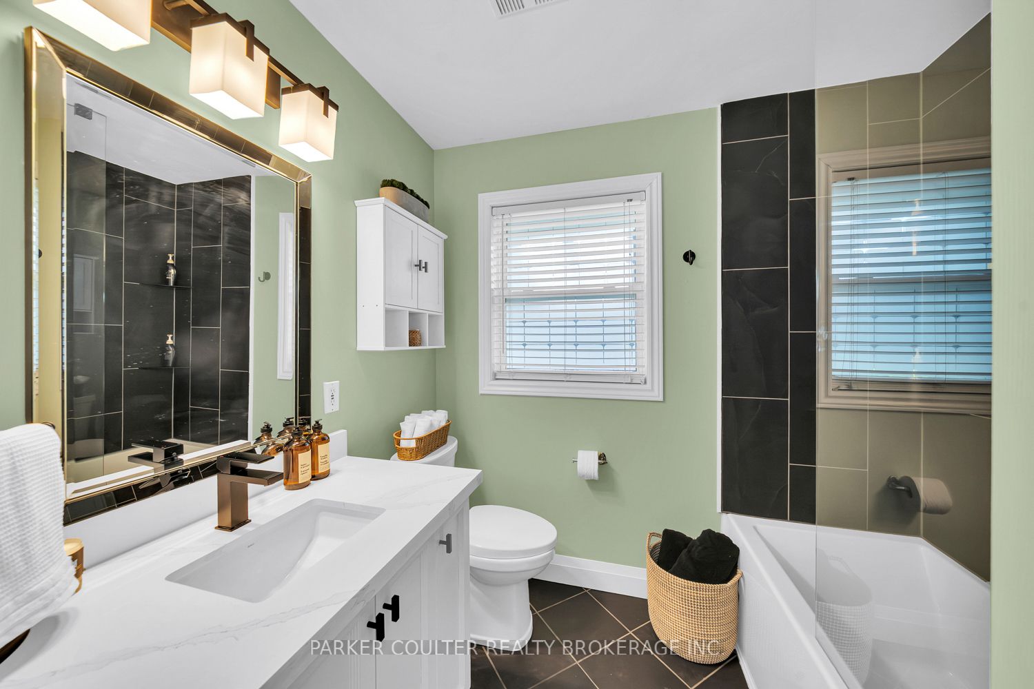 7 Oakley Park Square Property Photo 18