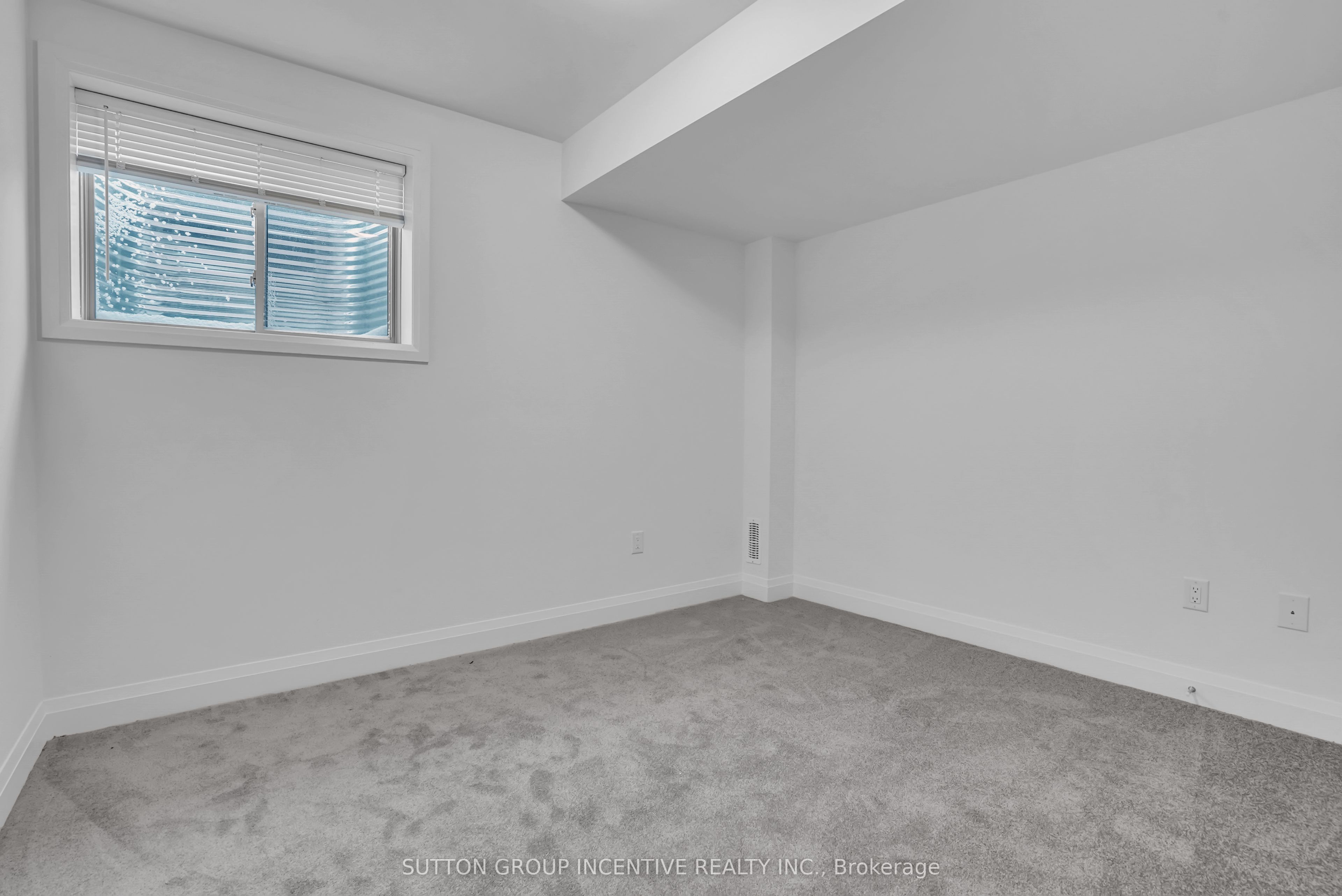5 Ranch Terrace 2 Property Photo 5