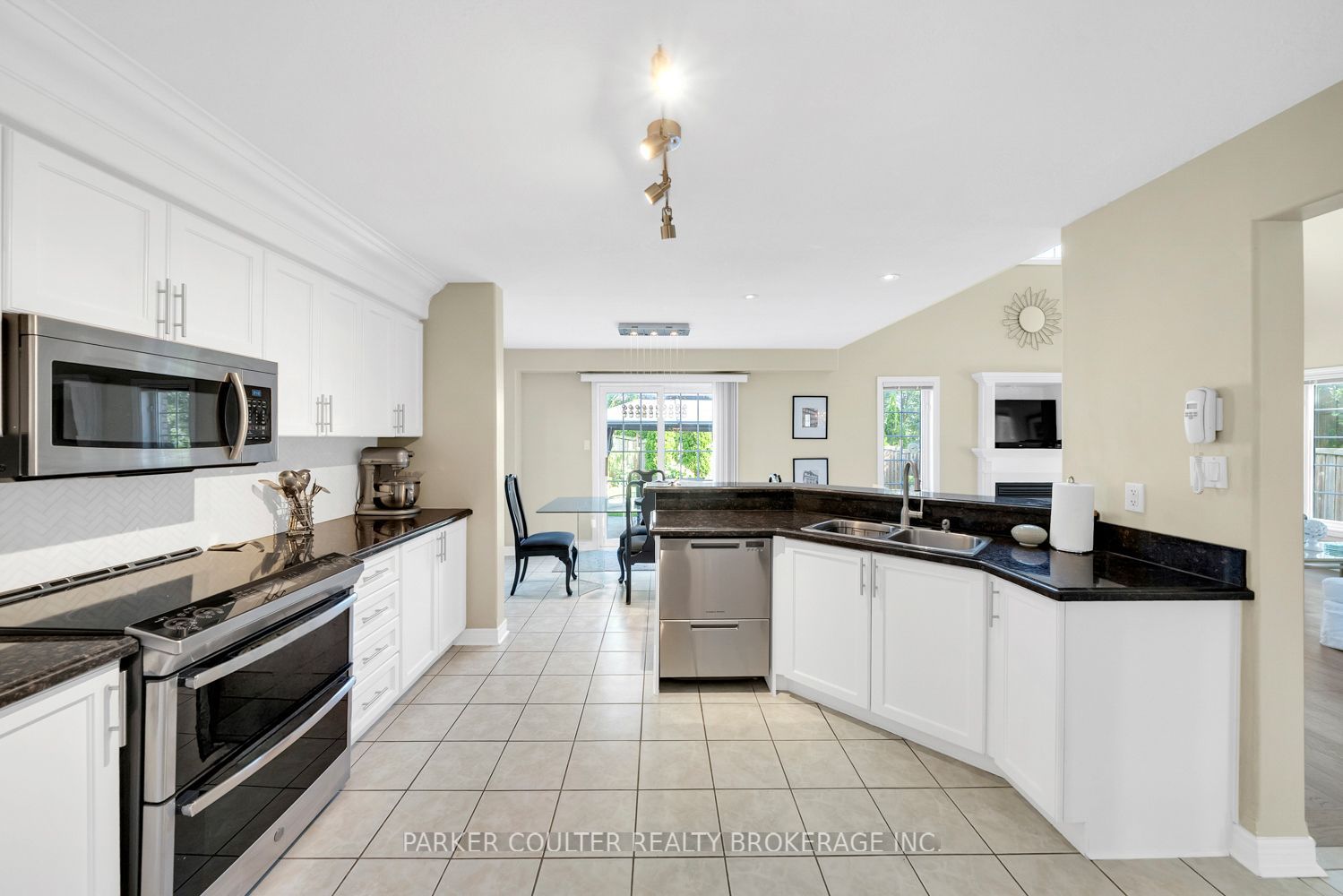 71 Balmoral Place Property Photo 18