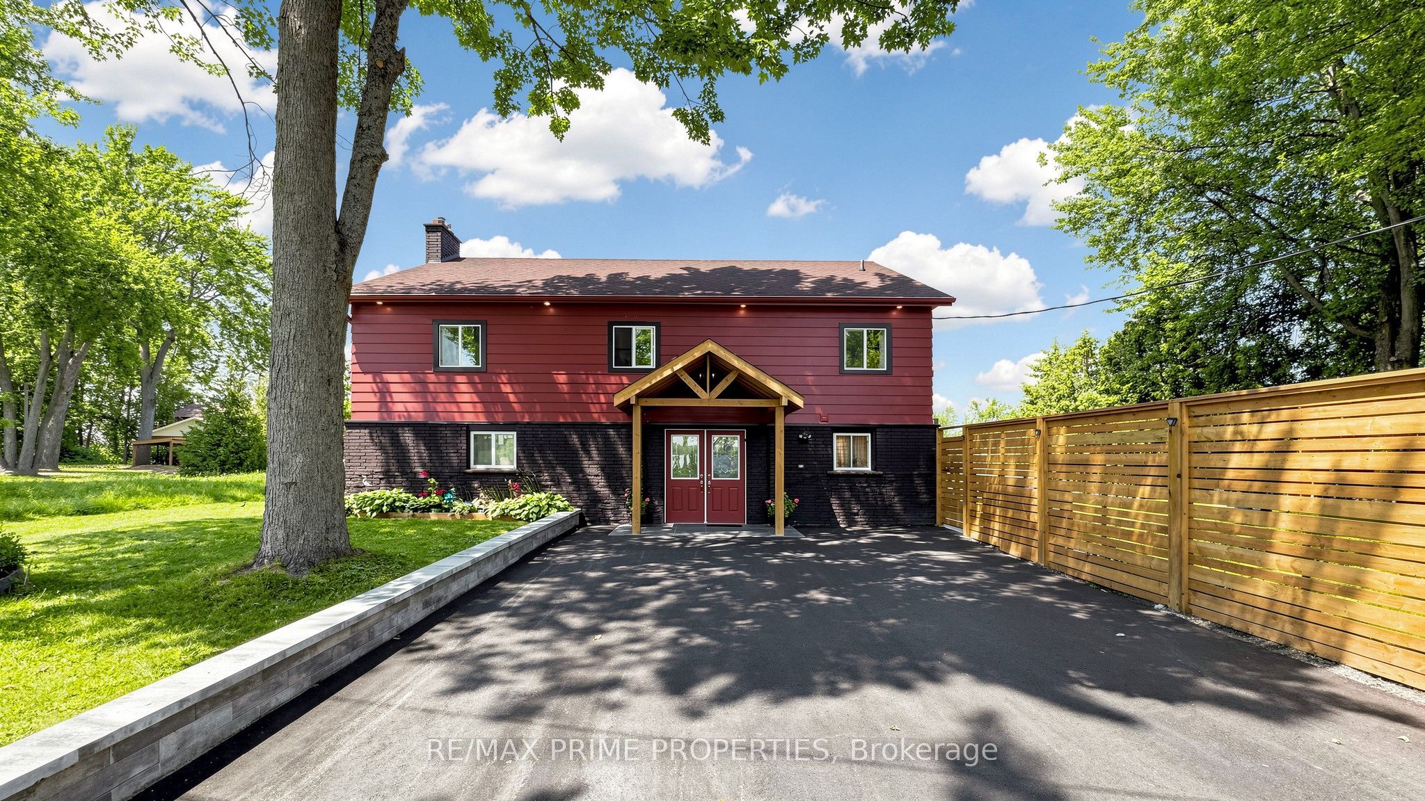 4298 Plum Point Road W