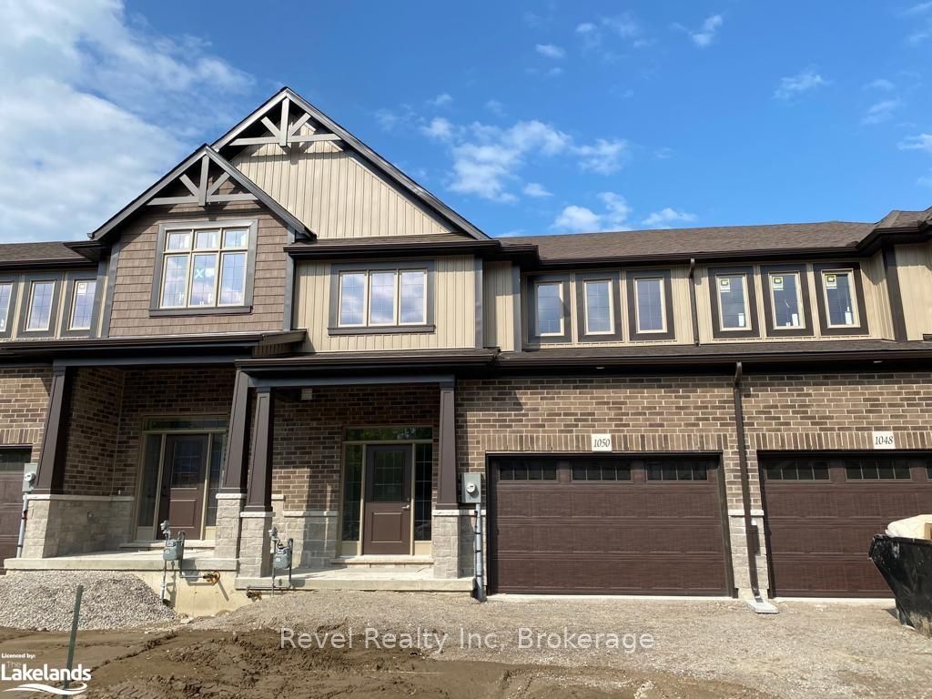 1050 WRIGHT Drive Property Photo 1