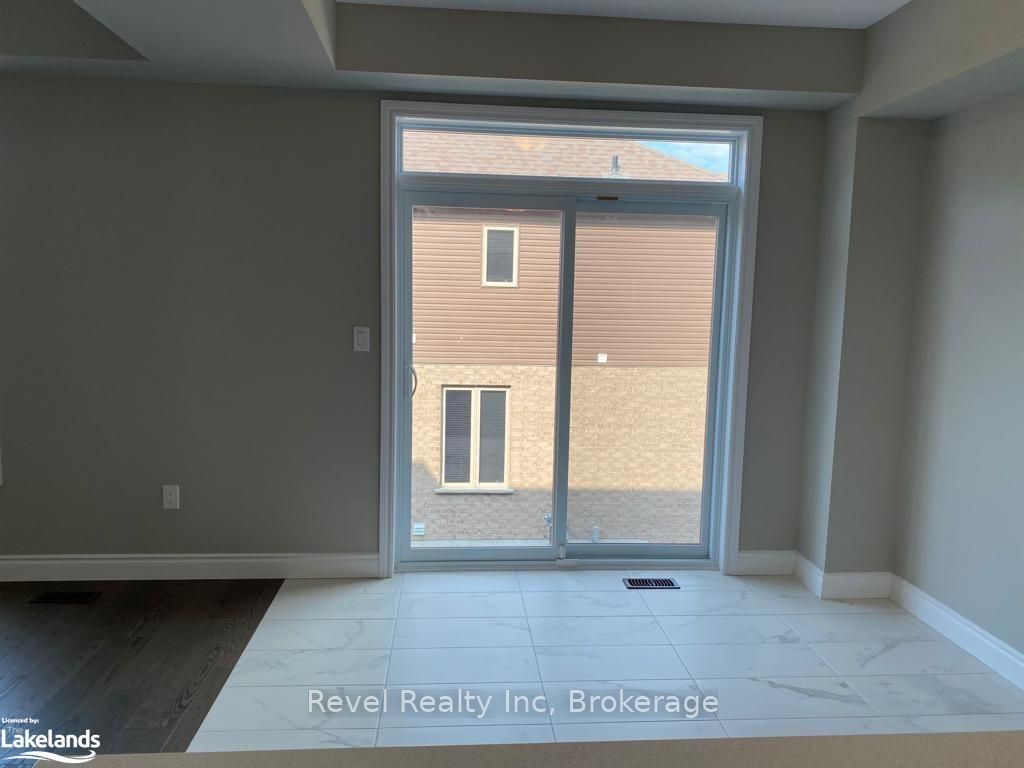 1050 Wright Drive Property Photo 6