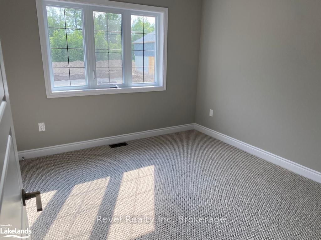 1050 Wright Drive Property Photo 9