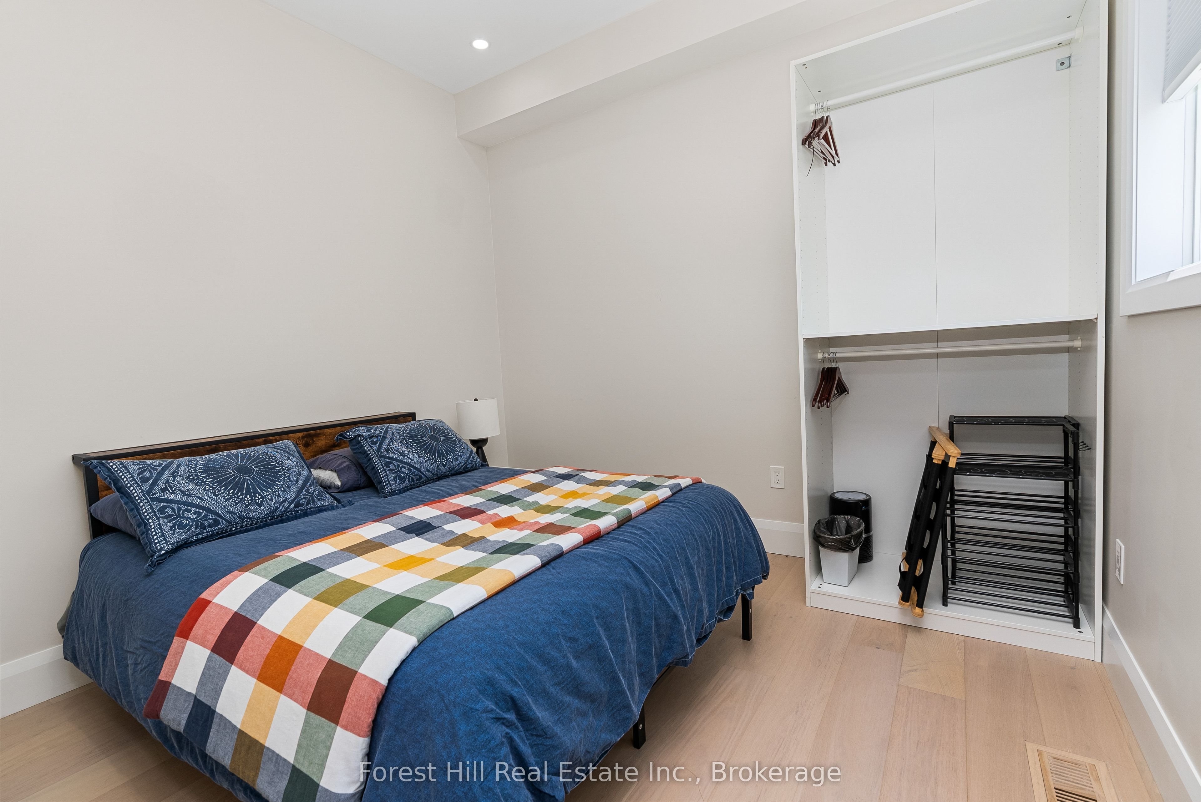 846 Sixth Street Property Photo 17