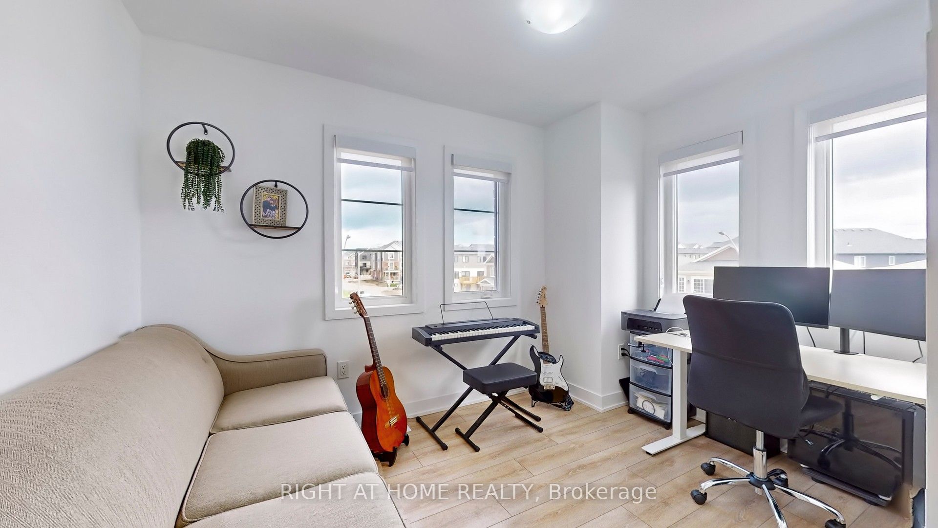 1 Pumpkin Corner Crescent Property Photo 10
