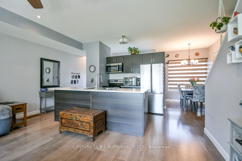 369 Essa Road #86 Property Photo 10