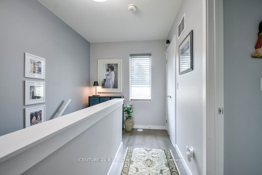 369 Essa Road #86 Property Photo 14