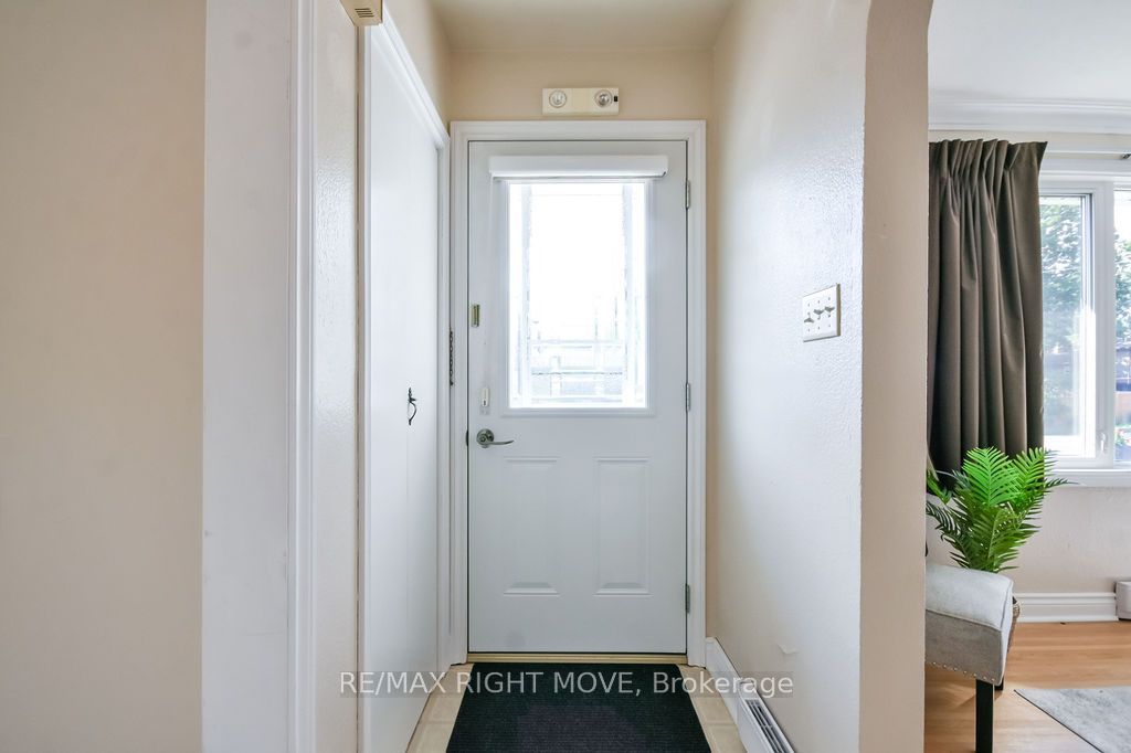 94 Fittons Road E Property Photo 5