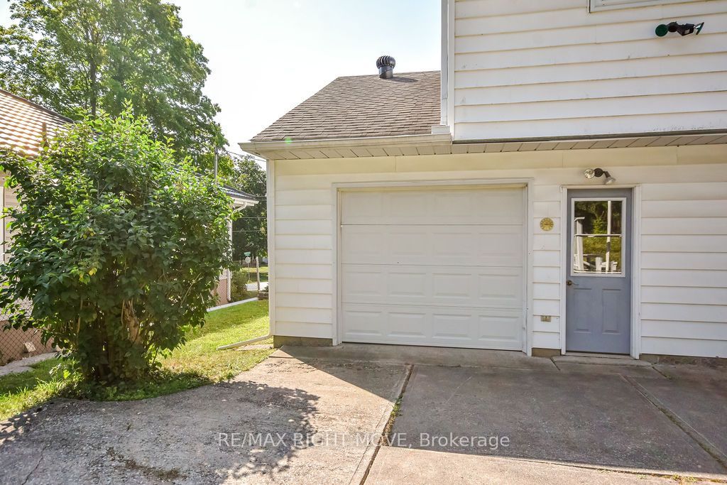 94 Fittons Road E Property Photo 45