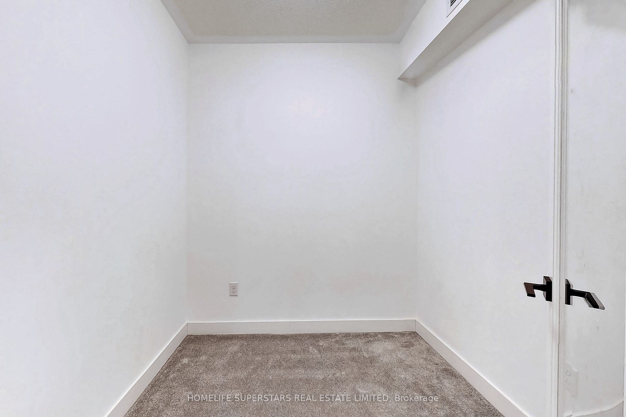 4 Spice Way 207 Property Photo 22