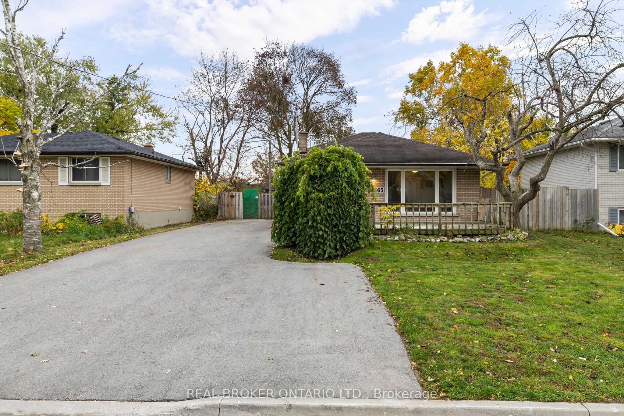 65 Ottaway Avenue Property Photo 3