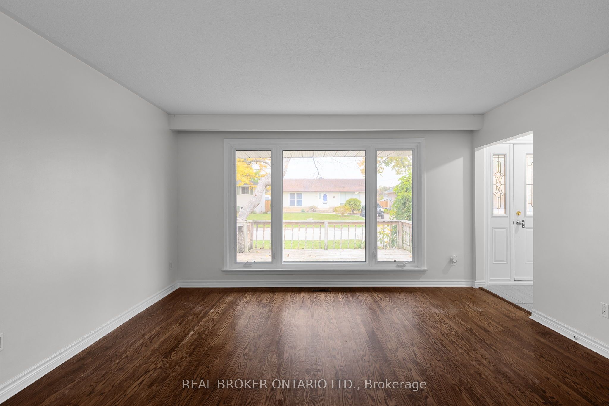 65 Ottaway Avenue Property Photo 5