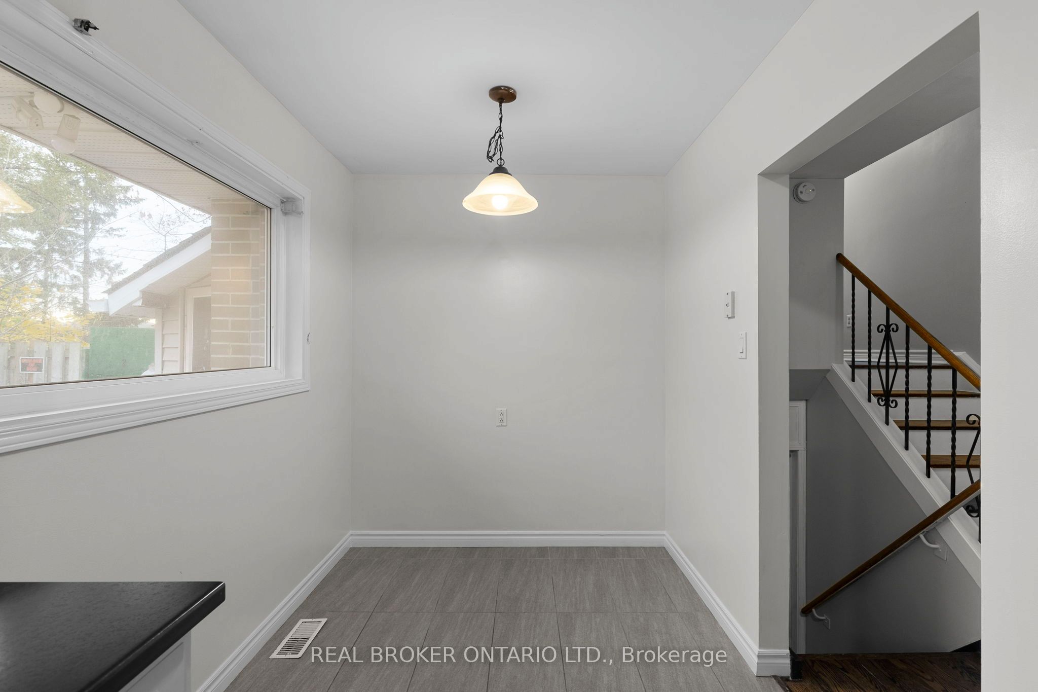 65 Ottaway Avenue Property Photo 10