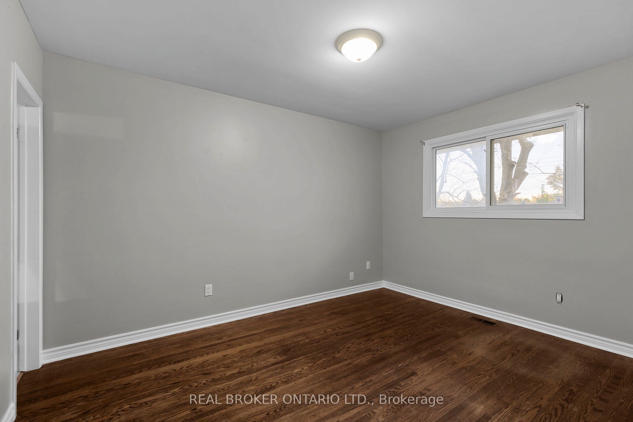 65 Ottaway Avenue Property Photo 14