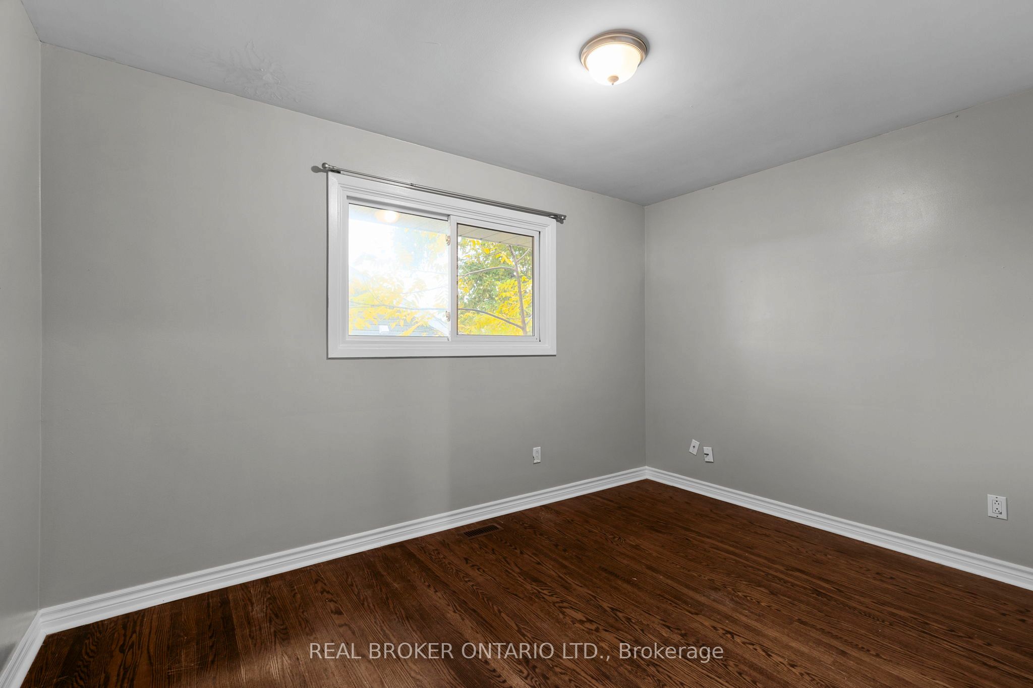 65 Ottaway Avenue Property Photo 15