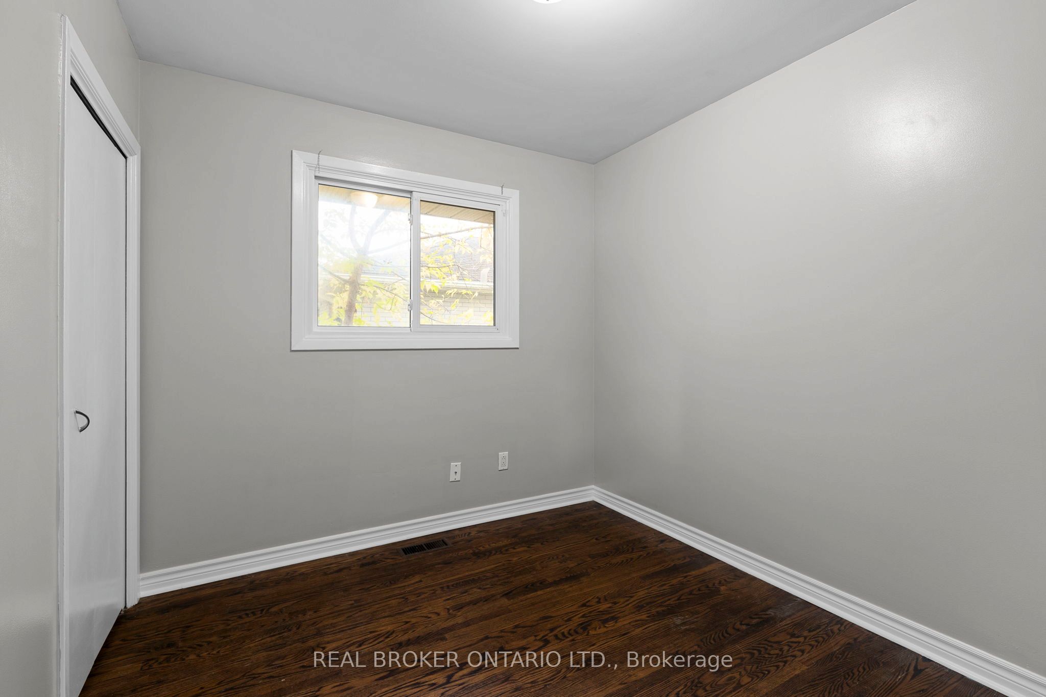 65 Ottaway Avenue Property Photo 17