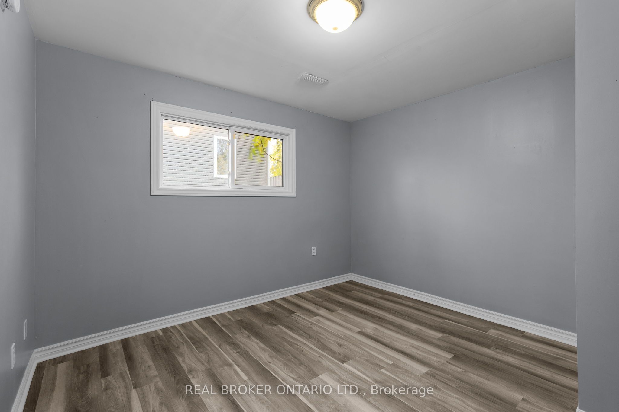 65 Ottaway Avenue Property Photo 20