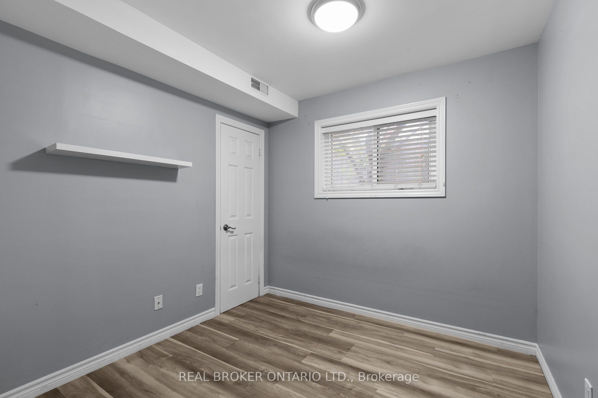 65 Ottaway Avenue Property Photo 21