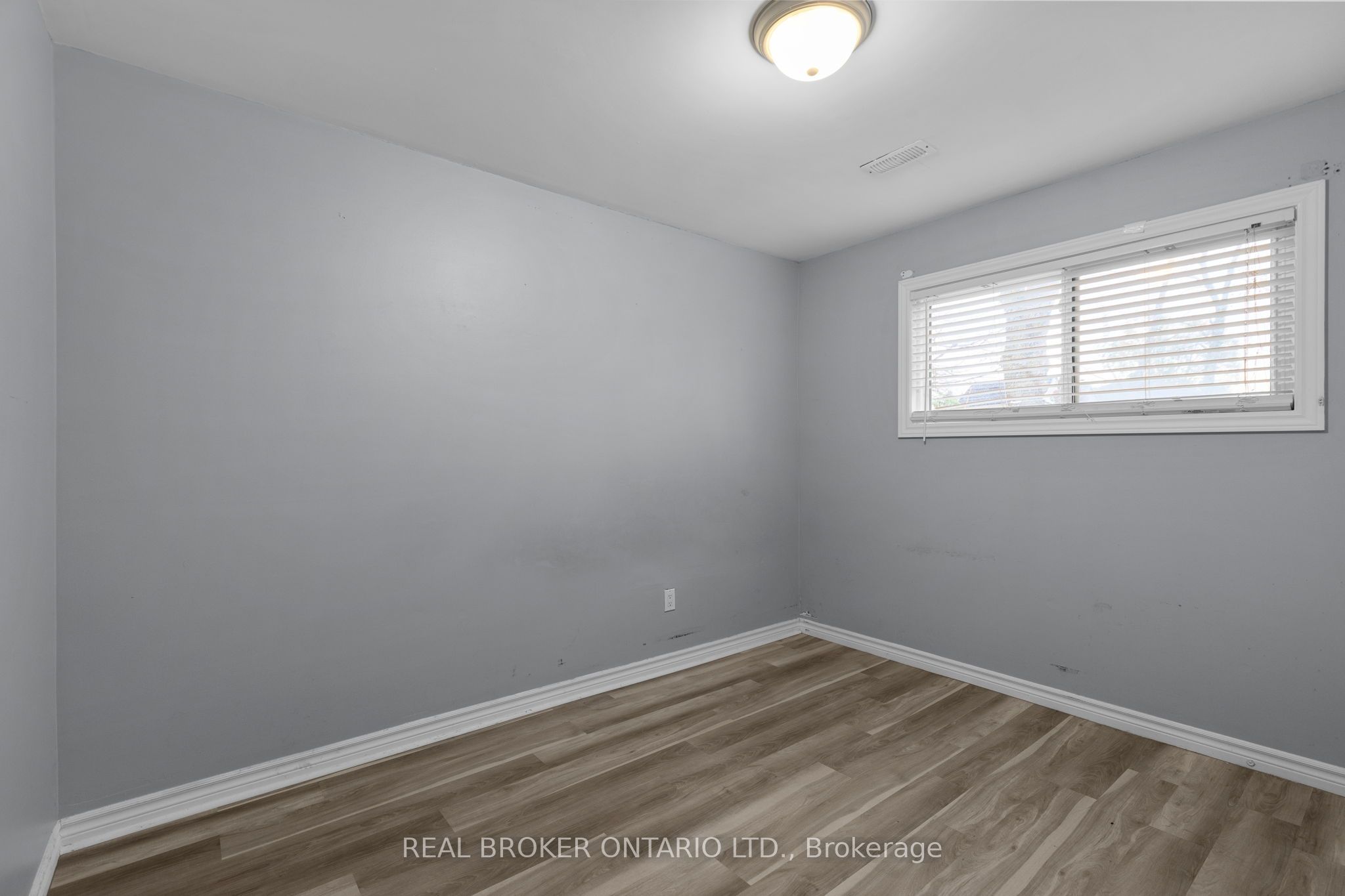 65 Ottaway Avenue Property Photo 22