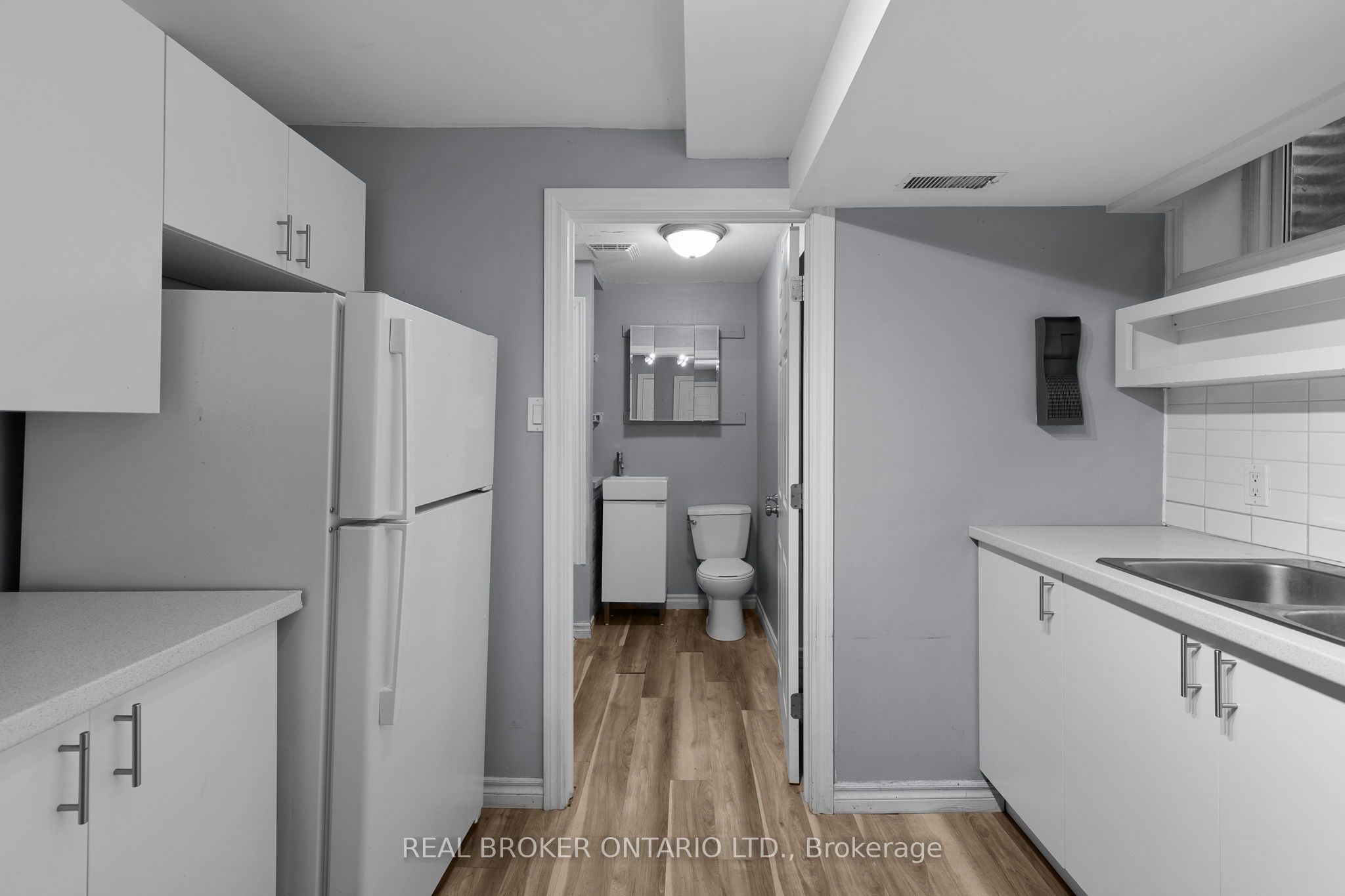 65 Ottaway Avenue Property Photo 27