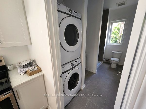 65 Ottaway Avenue Property Photo 44