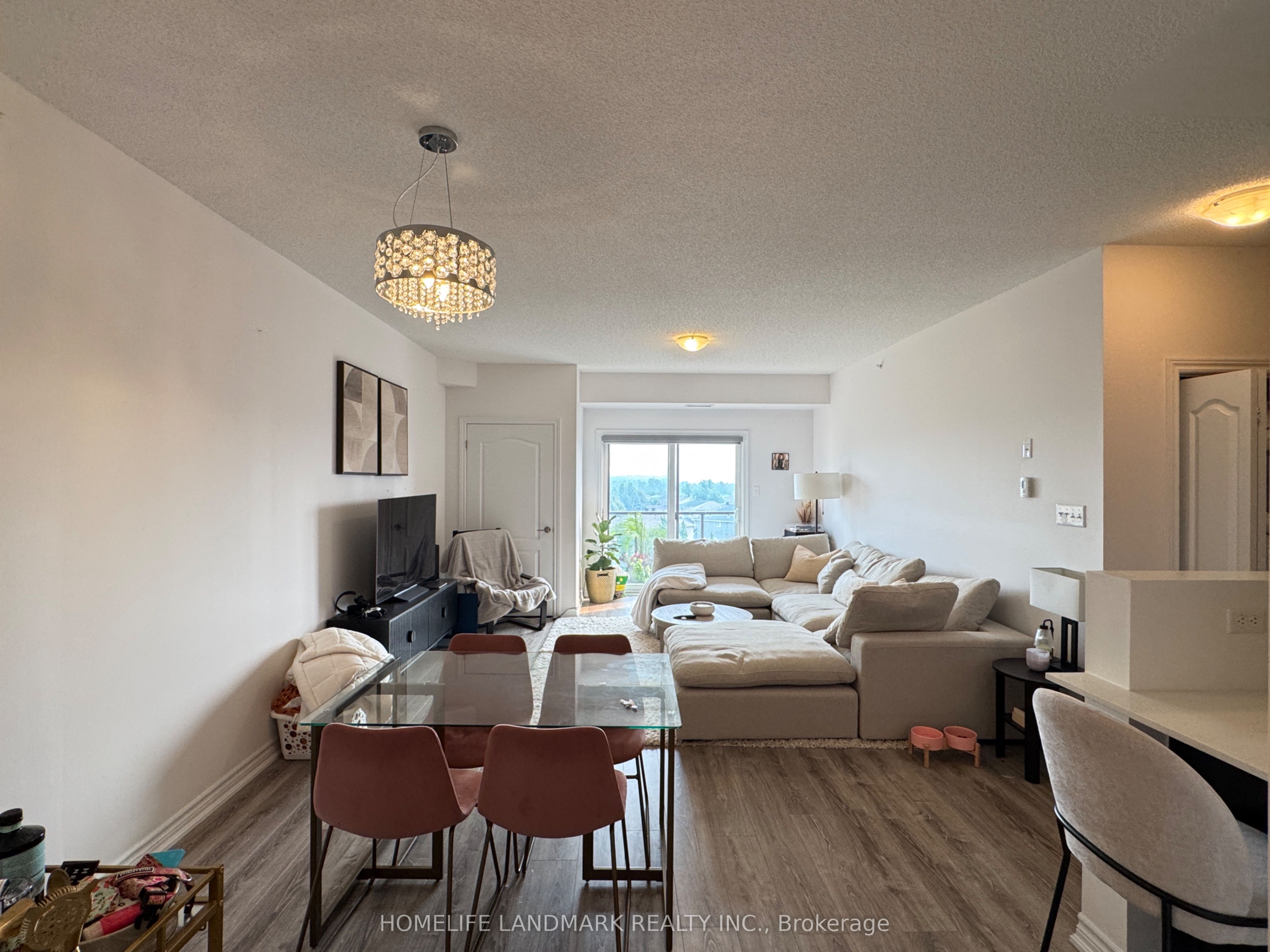 100 Dean Avenue 404 Property Photo 6